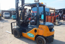Các phụ kiện và thiết bị hỗ trợ xe nâng làm việc hiệu quả Các phụ kiện và thiết bị hỗ trợ xe nâng làm việc hiệu quả
