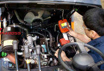 Sửa xe nâng tại Phường Xóm Chiếu: Bảo vệ hoạt động kinh doanh và tối ưu chi phí với Vinaboss