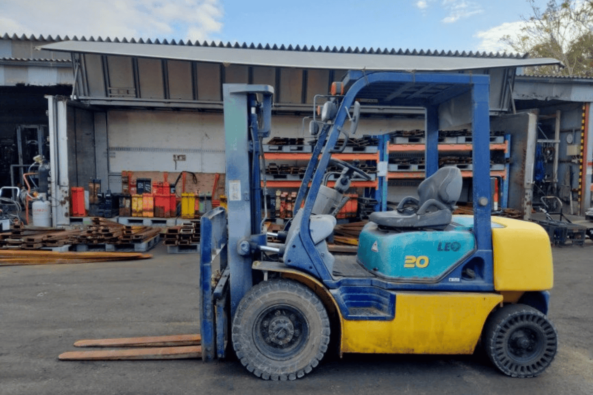 Bán xe nâng cũ tại TPHCM - Cam kết chất lượng, giá rẻ Bán xe nâng cũ tại TPHCM